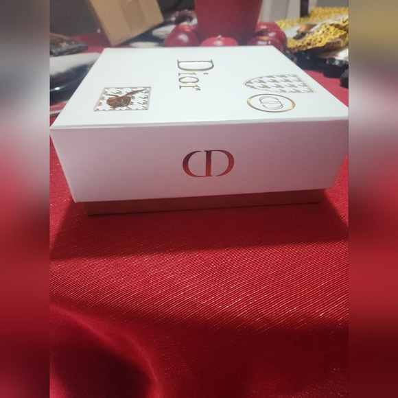 Dior Boxes - Picture 12 of 15